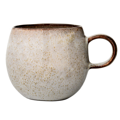 Tasse, Sandrine