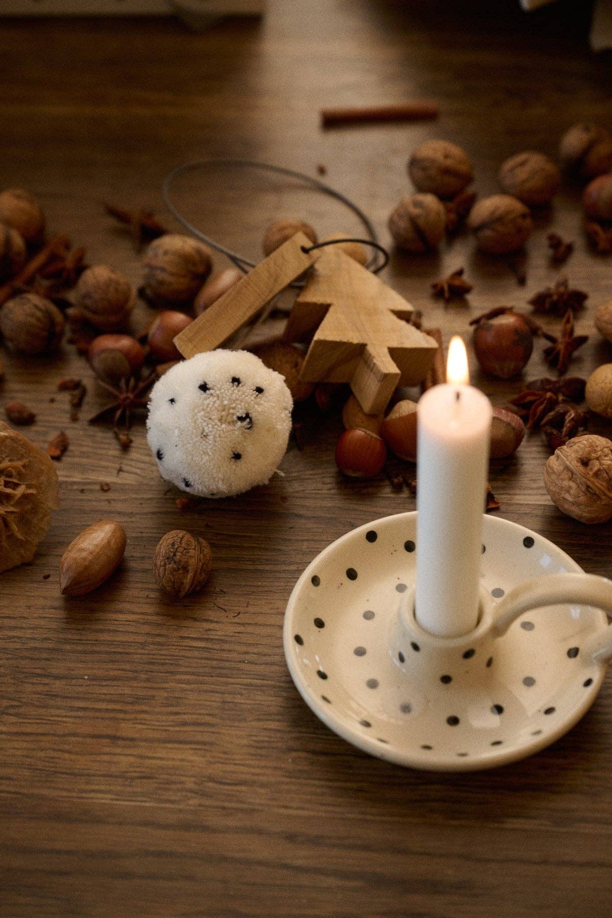 Christbaumkugeln, gepunktet