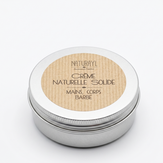 Feste, reichhaltige Hautcreme mit Sheabutter und Arganöl als nachhaltige Zero-Waste-Pflege.