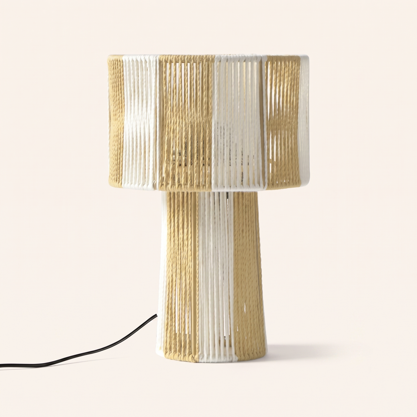 Tischlampe, Liva
