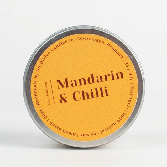 Kleine Sojawachskörperpflanze Mandarin & Chilli mit Mandarinen- und Chili-Aroma.